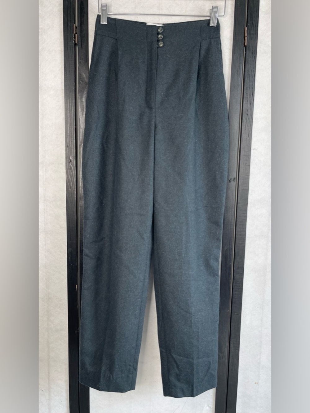 Rouje High-Waist Button Front Trousers. Size: 36